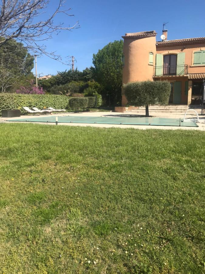 فيلا Lançon-Provenceفي Studio 30 M² المظهر الخارجي الصورة